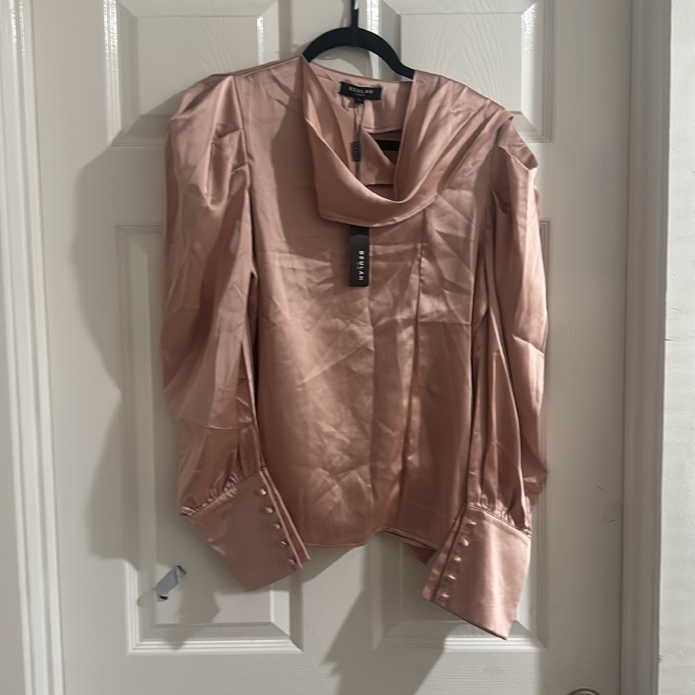 Beulah Drapey Puff Sleeve Blouse Women's M Rose Gold Long Sleeves size Small - Picture 3 of 9